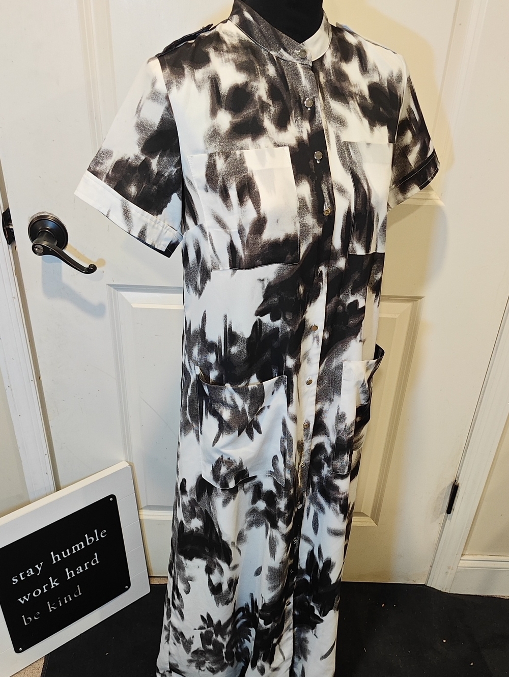 Mandarin Collar Black and White Maxi Shirt Dress